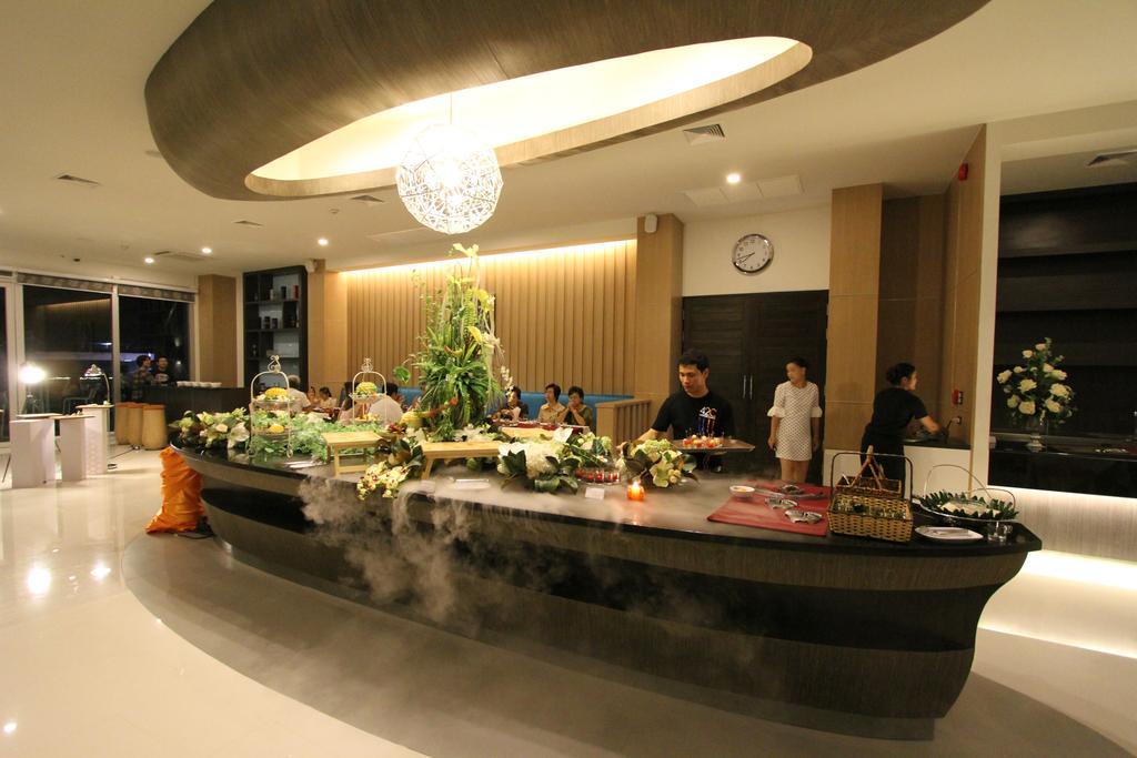 42C The Chic Hotel Nakhon Sawan Bagian luar foto